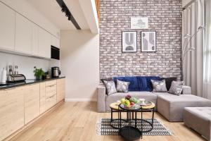 Kuchyňa alebo kuchynka v ubytovaní Apartament Karkonoskie Tarasy + 9 fotografií