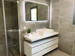 Bagno di Luxurious Architect-Designed Villa with Pool