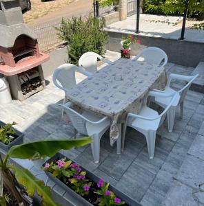 Foto dalla galleria di Apartmani Foresta a Kras