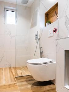 Koupelna v ubytování Ion Rooms