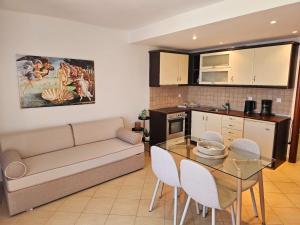 Kuchyň nebo kuchyňský kout v ubytování Corfu Dream Holidays Villas