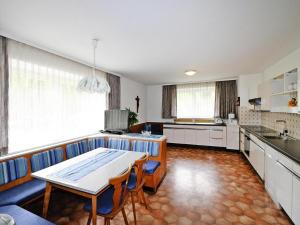 Kuchyňa alebo kuchynka v ubytovaní holiday home Bergheim, Fügen