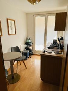 Kuchyň nebo kuchyňský kout v ubytování Hotel Hofmann Zur Mühle