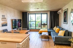 พื้นที่นั่งเล่นของ Business Park Premium, 2B lux flat, free garage