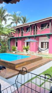 A piscina localizada em Pousada Pitaya Maresias ou nos arredores