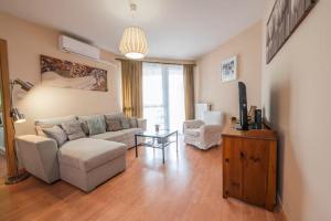 TV a/nebo společenská místnost v ubytování Comfy apartment at Puskas Stadion with balcony