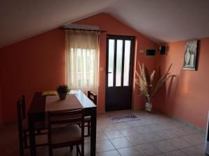 Fotografie z fotogalerie ubytování Villa Luketa v destinaci Podstrana
