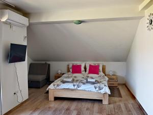 Posteľ alebo postele v izbe v ubytovaní Apartmani "Marina"