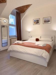 Ένα ή περισσότερα κρεβάτια σε δωμάτιο στο Belvedere 237A Lakeview Luxury Apartment +40 φωτογραφίες
