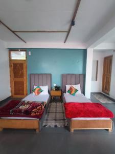 Photo de la galerie de l'établissement Peppy Nomads Luxuria, à Jibhi 95 autres photos