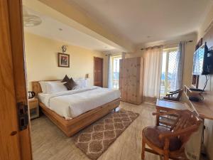 Gallery image of HighField Villa in Kanatal +45 photos