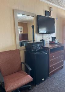 Η κουζίνα ή μικρή κουζίνα στο Deavers motel