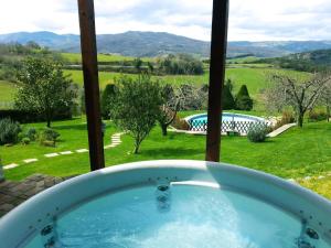 Fotografie z fotogalerie ubytování Villa Toscana v destinaci Montecastelli