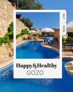 Bazén v ubytování HAPPY & HEALTHY GOZO, self-check-in guest house nebo v jeho okolí