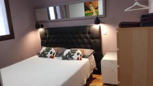Postel nebo postele na pokoji v ubytování Apartamentos "Casa Melé" 2