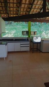 Η κουζίνα ή μικρή κουζίνα στο Casa Aconchegante