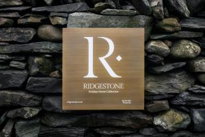 Πιστοποιητικό, βραβείο, πινακίδα ή έγγραφο που προβάλλεται στο Poole Brae