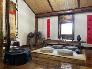 Foto sihtkohas Shangzhang asuva majutusasutuse Zhejiang Anji Xiaoshe B&B Near Zhejiang North Grand Canyon Deep Creek Canyon Rafting Jiangjunguan Rafting Wind Paragliding Zhangli Ancient Road Longwangshan Scenic Area galeriist