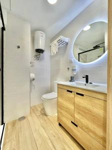 Koupelna v ubytování Sea&Pool Central Studio