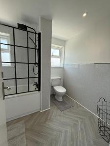 Ένα μπάνιο στο Trevelyan House +11 φωτογραφίες