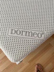 Posteľ alebo postele v izbe v ubytovaní Skenderi Apartment Studio