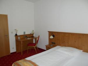 Postel nebo postele na pokoji v ubytování Gasthof Klement