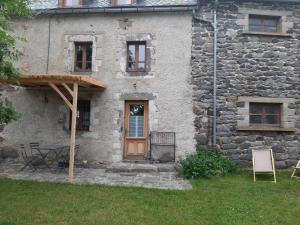 Budova, kde se prázdninový dům nachází