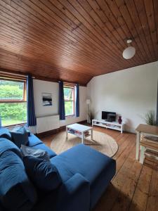 Χώρος καθιστικού στο Three bedroom central Newport, Pembrokeshire