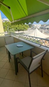 Балкон или терраса в Casa centralissima Torre dell Orso 100m dal mare