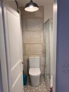 Ένα μπάνιο στο residence pasteur - Hermione +3 φωτογραφίες