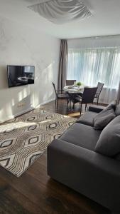 Μια τηλεόραση ή/και κέντρο ψυχαγωγίας στο Marta's apartment
