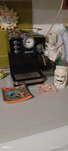 Coffee and tea making facilities at Vossìgnuria