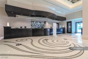 Vstupní hala nebo recepce v ubytování MGM High Floor Strip and Sphere View + 37 fotografií