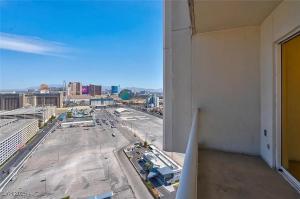 Nespecifikovaný výhled na destinaci Las Vegas nebo výhled na město při pohledu z apartmánu