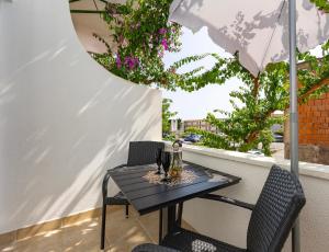 Balkón alebo terasa v ubytovaní Apartments Talija Podgora