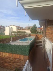 Bazén v ubytování Apartamento Casuca nebo v jeho okolí
