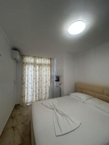 Krevet ili kreveti u jedinici u okviru objekta Vjollca`s Home +37 fotografija