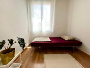 Postel nebo postele na pokoji v ubytování Vallecas apartment