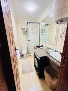 Koupelna v ubytování Mokattem private Condo