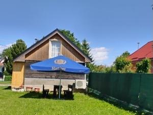 Vonkajšia záhrada v ubytovaní Drevenica Viki 1