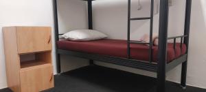 Postel nebo postele na pokoji v ubytování Rooms royal
