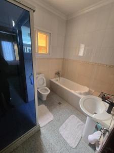 Ένα μπάνιο στο Home's Peace +14 φωτογραφίες