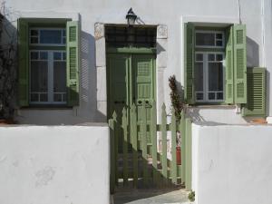 Gallery image of Matsas Mansions in Chora Folegandros