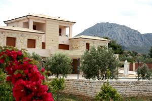 Foto dalla galleria di Petra Luxury Rooms and Apartments a Korinthos