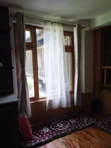 Postel nebo postele na pokoji v ubytování Heritage Home