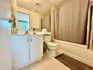 Fotografie z fotogalerie ubytování Spacious Comfort in City Center - Free Parking v destinaci Toronto + 7 fotografií