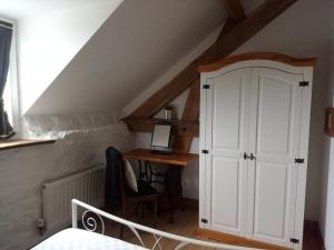 Fotografia z galérie ubytovania Charming 2-Bed Cottage within Barn in Merinchal v destinácii Mérinchal