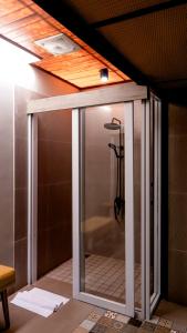 Ένα μπάνιο στο Villa Puri Gong 2, Private Pool Villa close to the beach in Bukit area