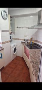 Кухня или мини-кухня в Bonito Apartamento en la Nogalera
 +6 фотографий