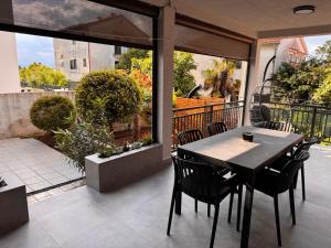 Balkón alebo terasa v ubytovaní Apartments Jakobi by El-Pi Tours